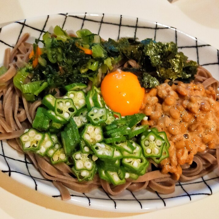 栄誉満点!ネバネバ蕎麦